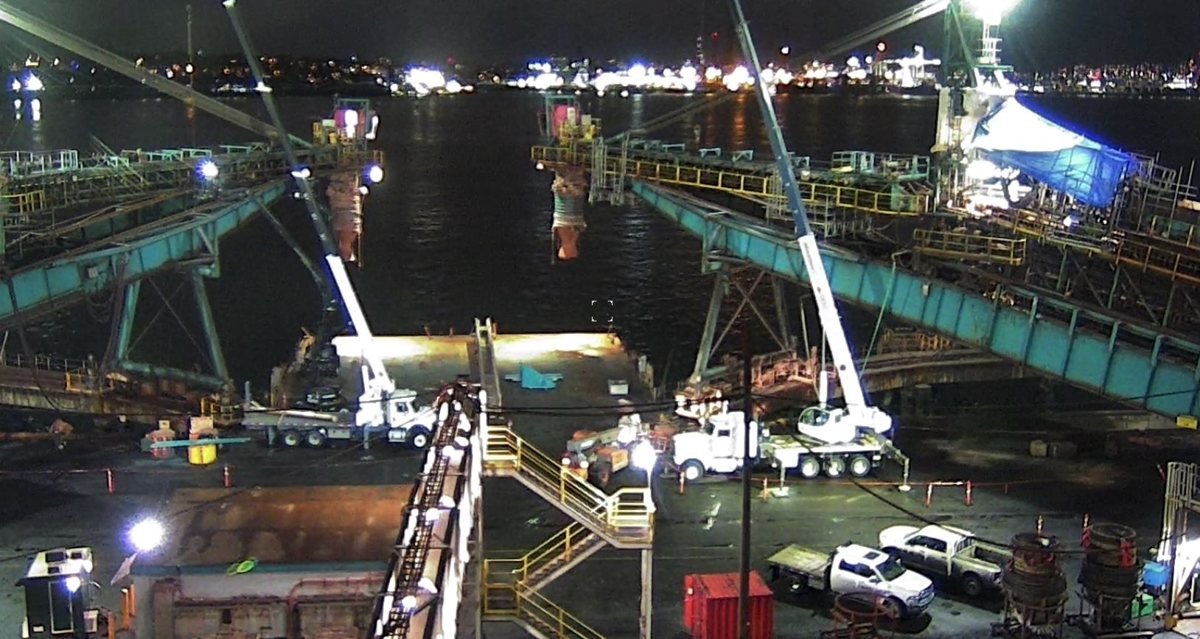 Night work at the berth under tower lights